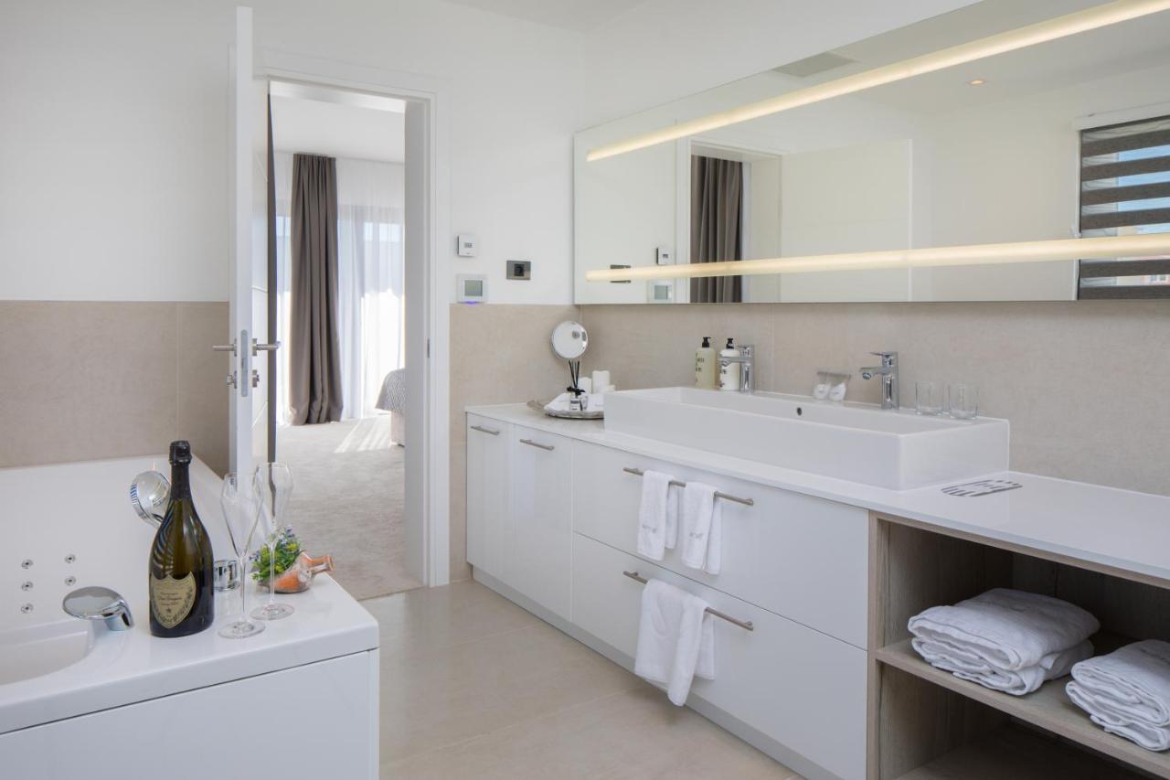 Luxury Apartments Baotic Трогир Екстериор снимка