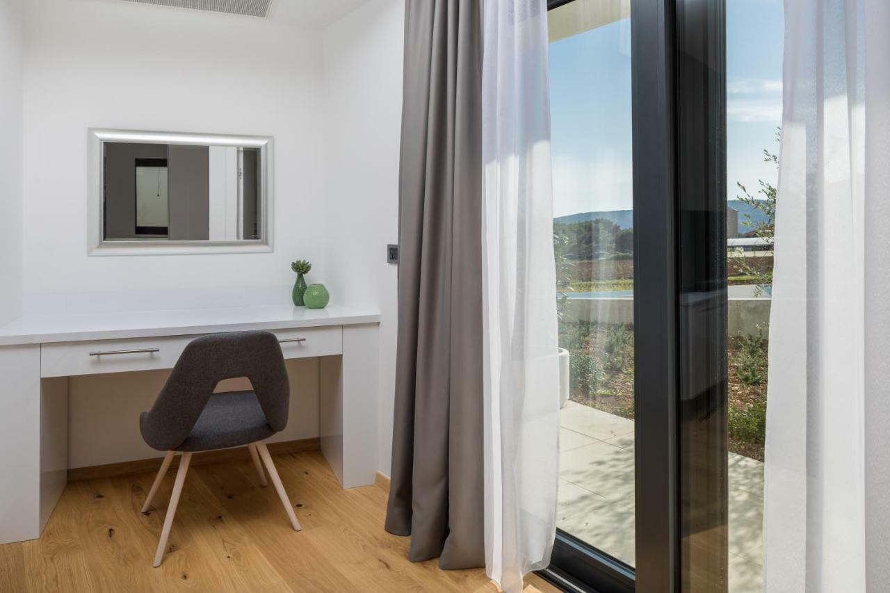 Luxury Apartments Baotic Трогир Екстериор снимка