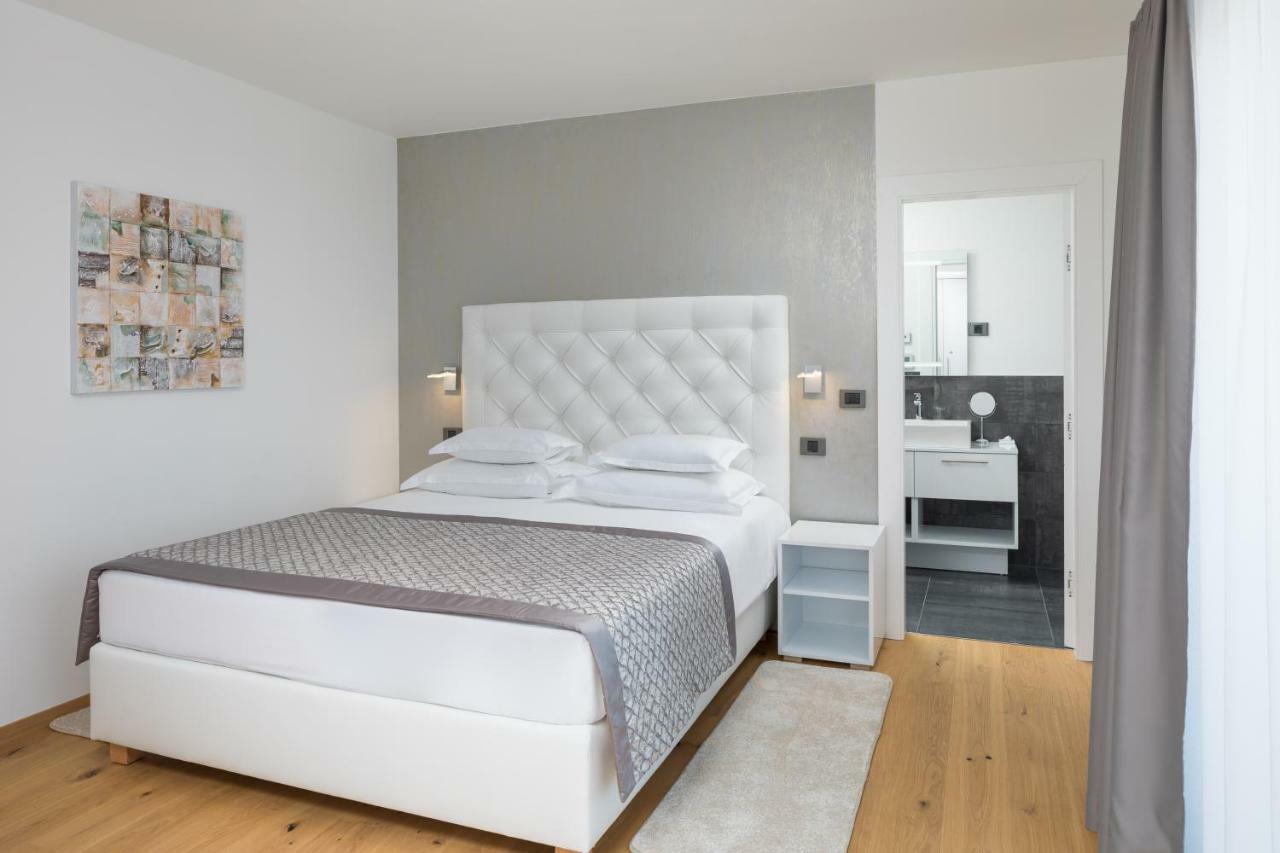 Luxury Apartments Baotic Трогир Екстериор снимка