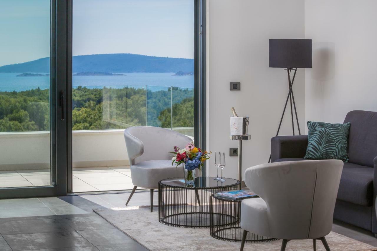 Luxury Apartments Baotic Трогир Екстериор снимка
