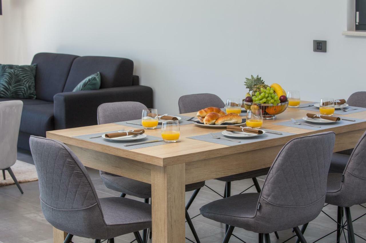 Luxury Apartments Baotic Трогир Екстериор снимка